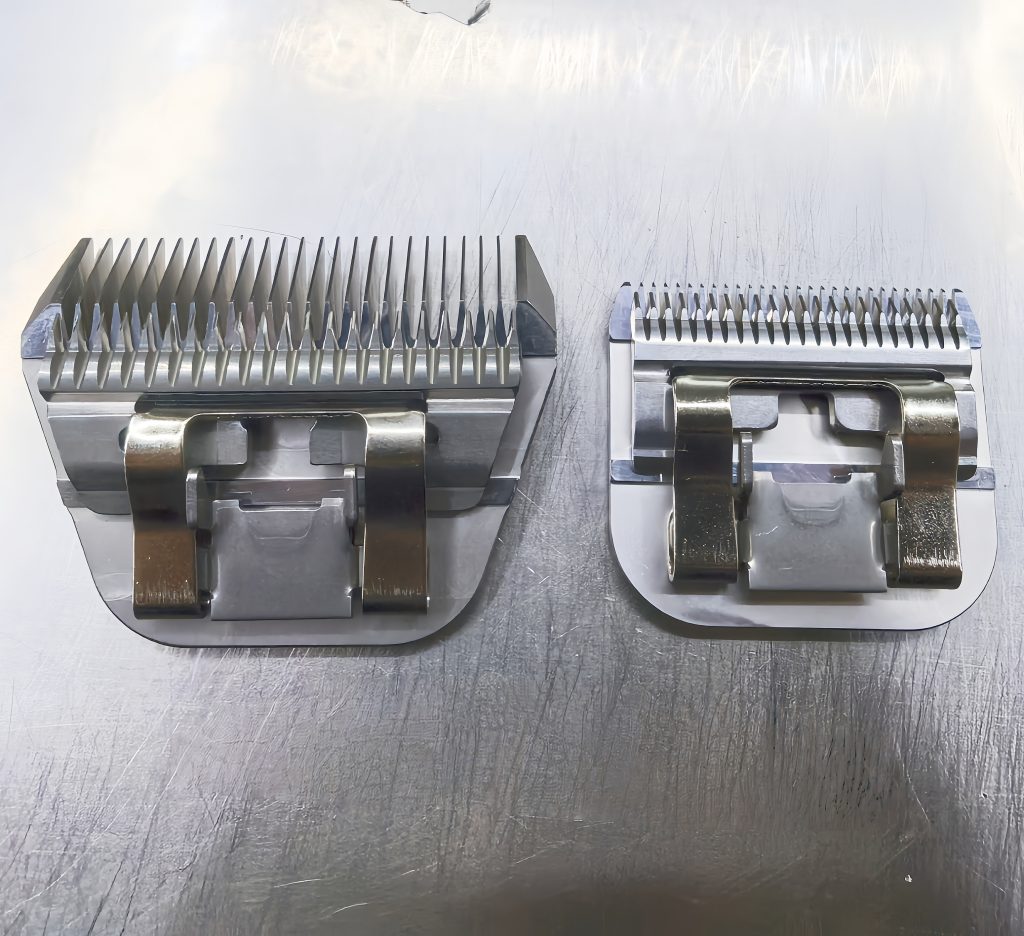 wide clipper blades and standard clipper blades