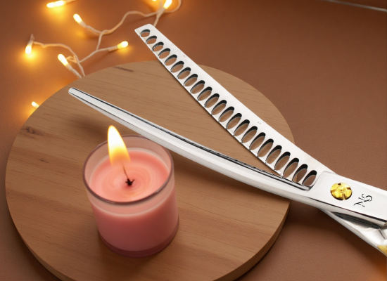 Chunker dog grooming scissors for removing bulk and blending fur